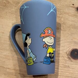 NWOT Peanuts Tall Latte Beverage Mug Halloween Trick or Treat collectible 12oz